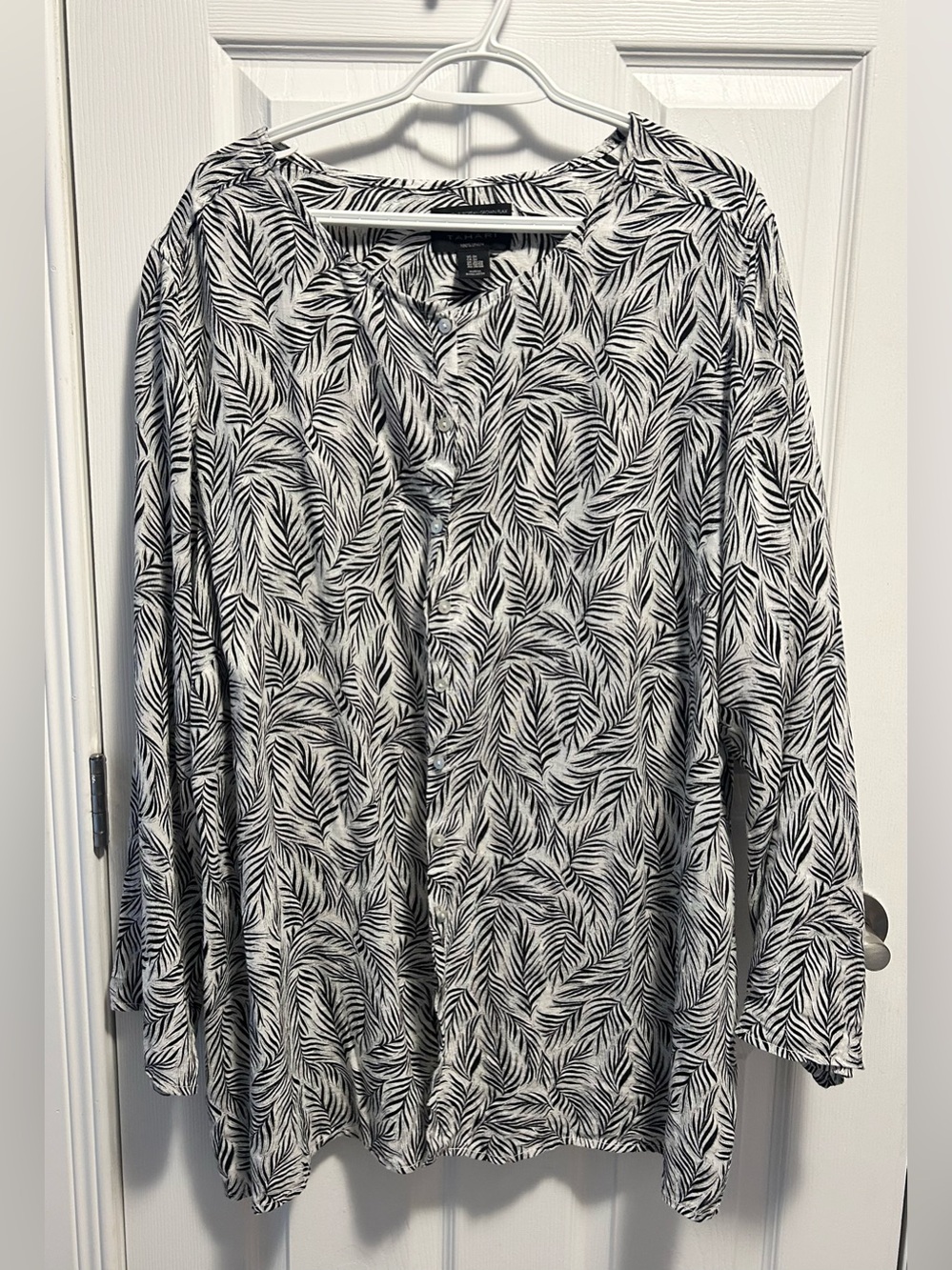 Tahari Black White Leaf Print Linen Tunic Top Button Up Shirt Lagenlook